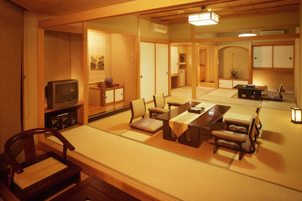 Hotel Umibenokakureyu Seiryu Nishiizu Exterior foto