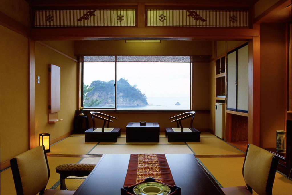 Hotel Umibenokakureyu Seiryu Nishiizu Exterior foto