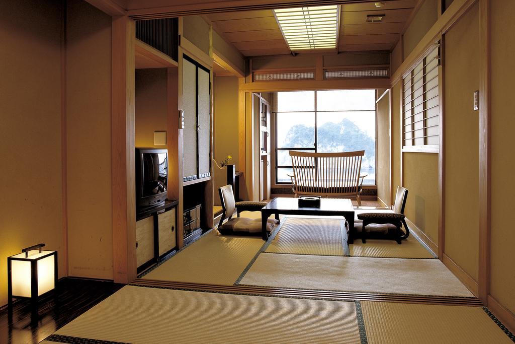 Hotel Umibenokakureyu Seiryu Nishiizu Exterior foto